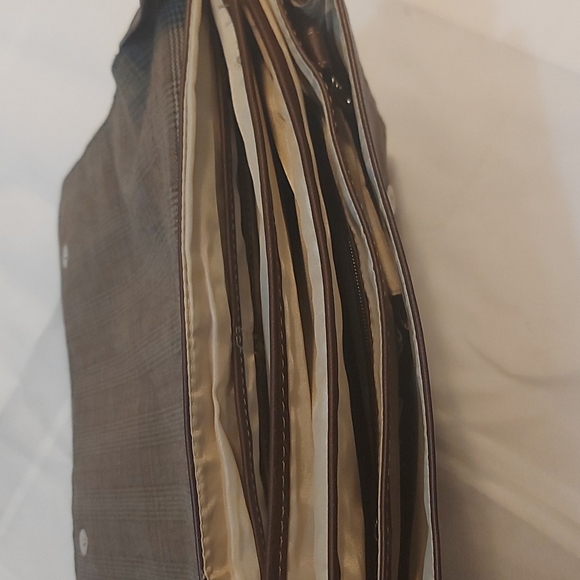 Cedat ridge faux leather messenger bag - Picture 3 of 16